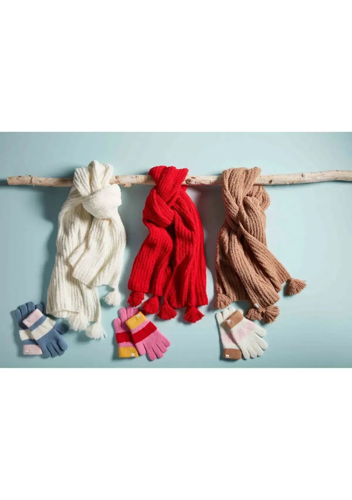 Colorblock Glove And Scarf - White