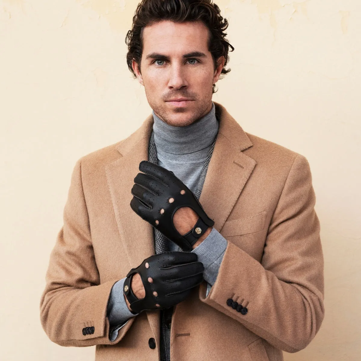 Leonardo (dark brown) - Italian driving gloves made of American deerskin leather