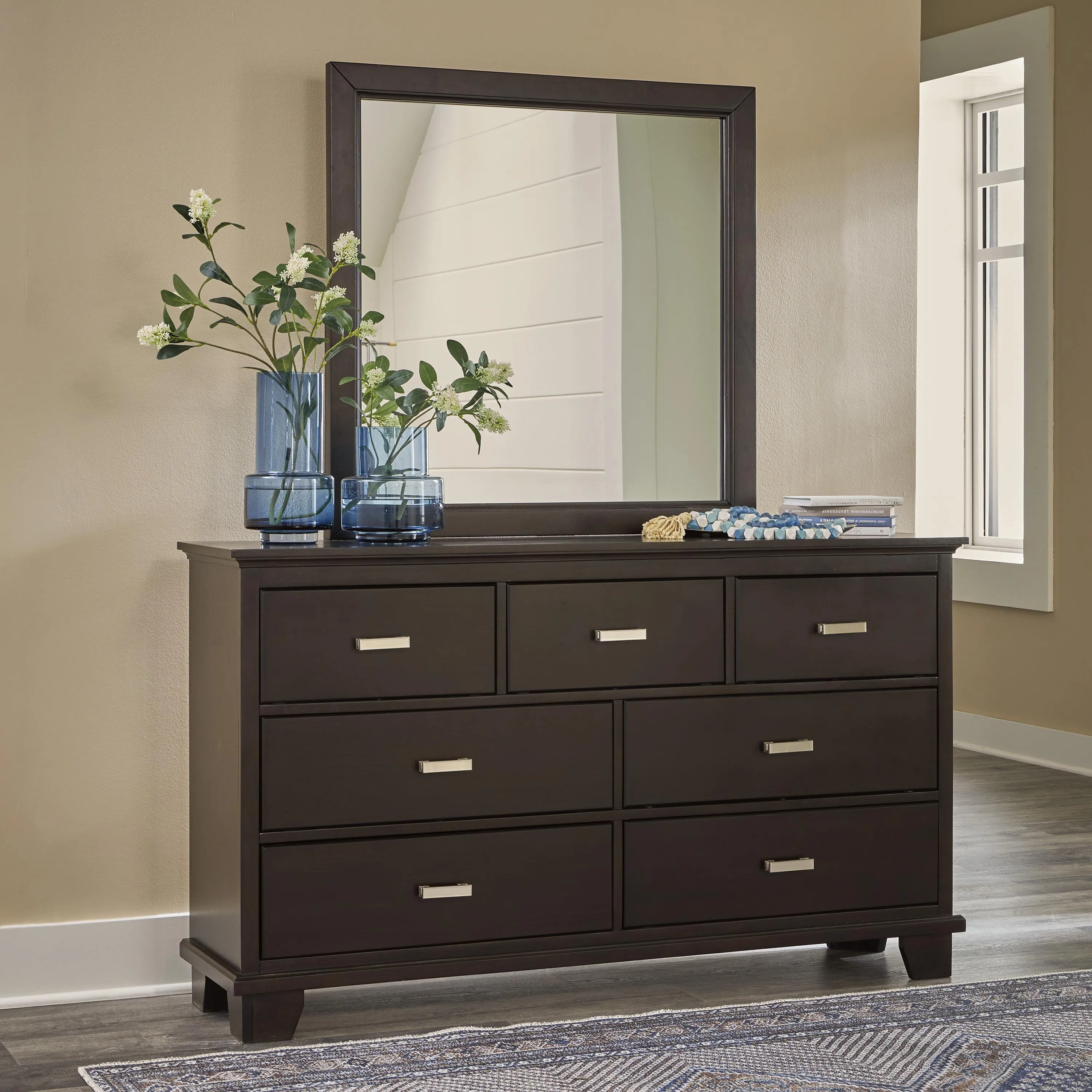 Signature Design by Ashley Covetown 7-Drawer Dresser with Mirror B441-31/B441-36