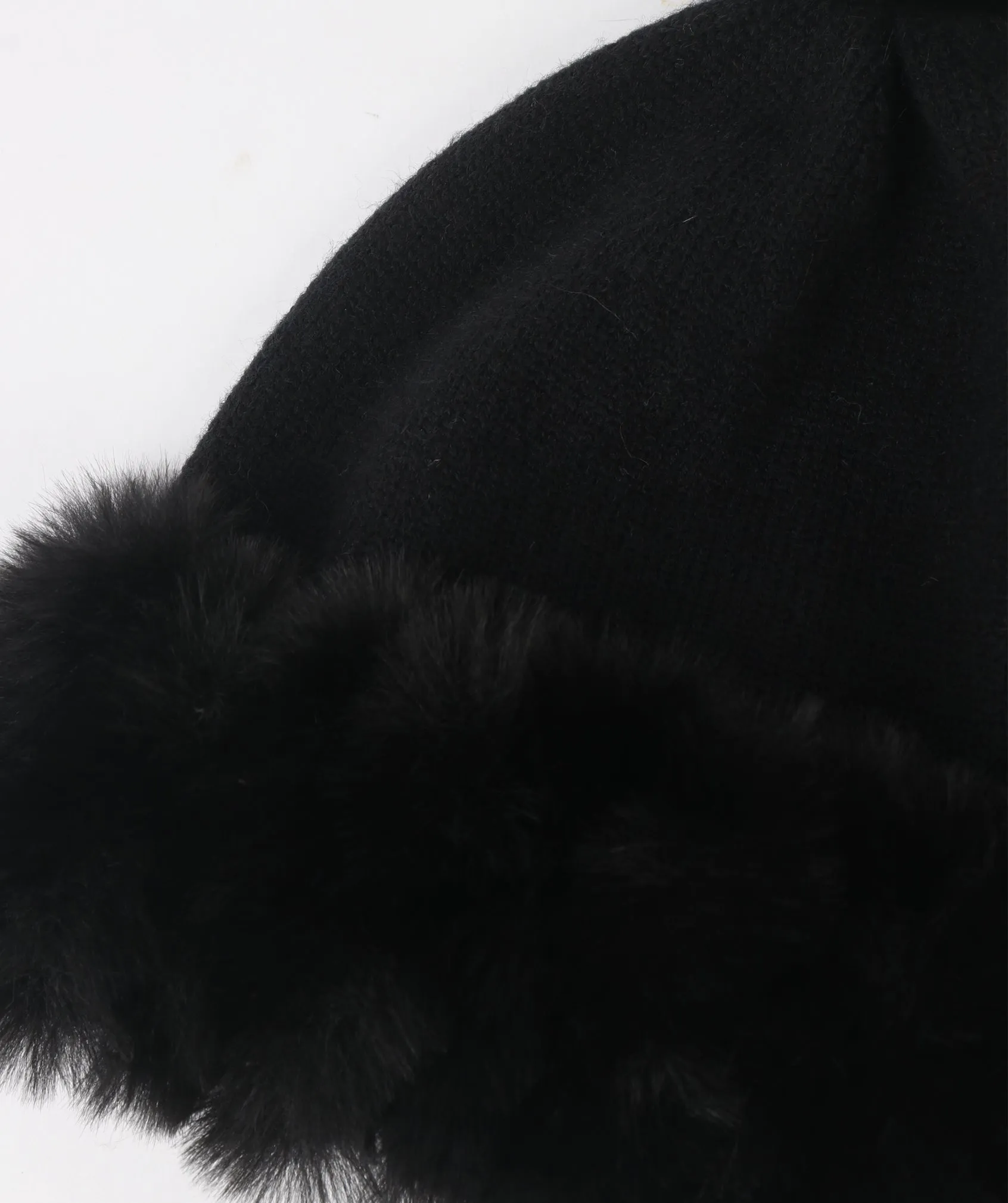 Winter Beanie Hat with Pom Pom - Black